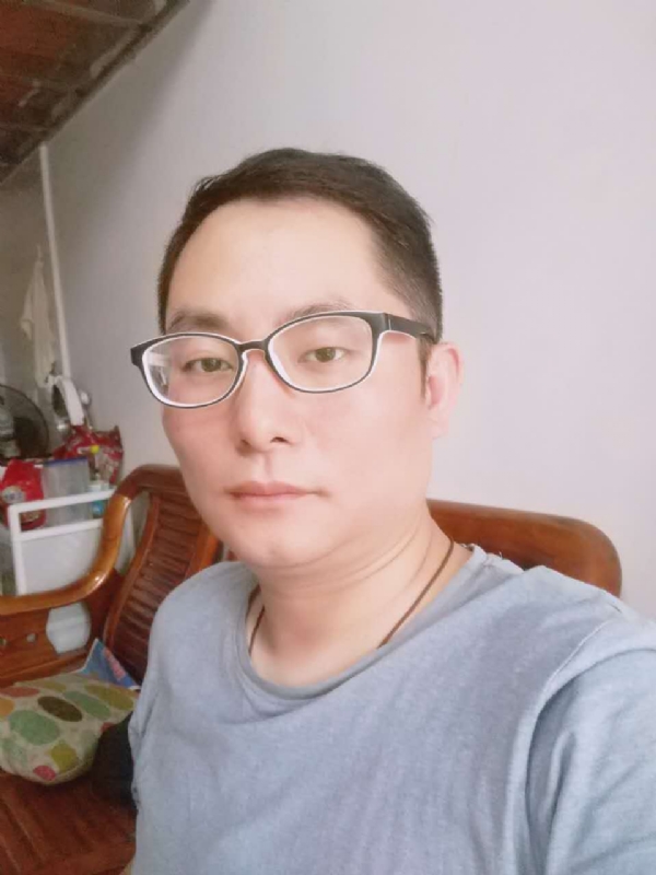 流星的尾巴的第一张照片--松溪婚介网