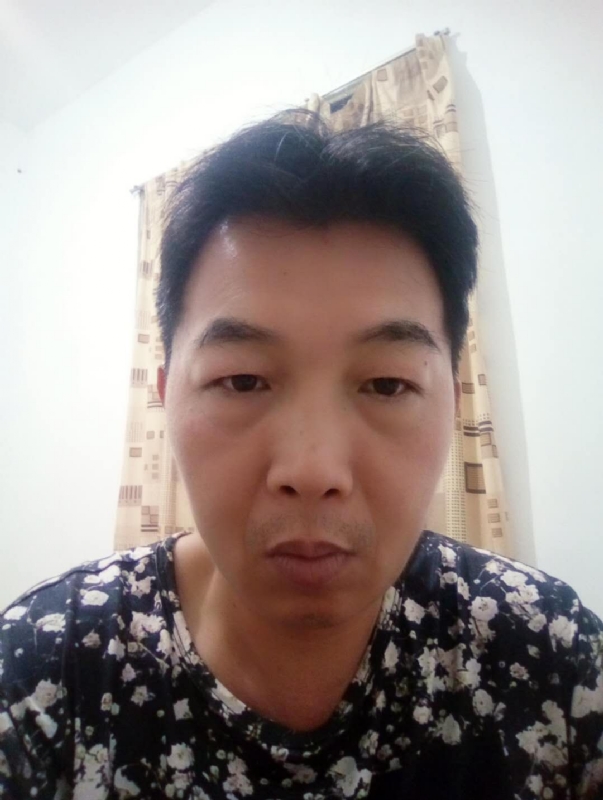 繁华哀伤的第一张照片--松溪婚介网
