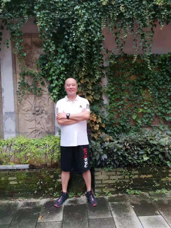 李国伟的第五张照片--松溪婚介网