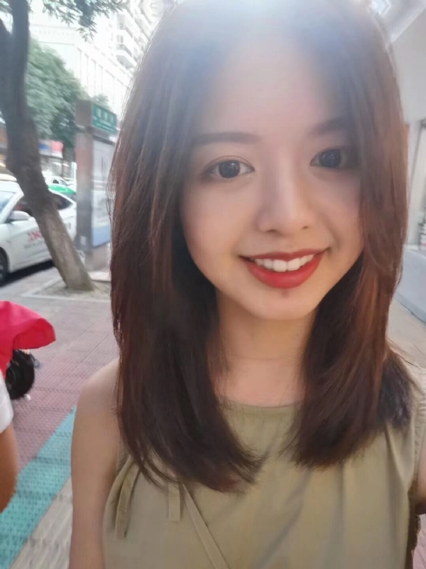 无处安放的大长腿的第一张照片--松溪婚介网