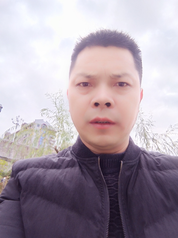 随缘的第一张照片--松溪婚介网
