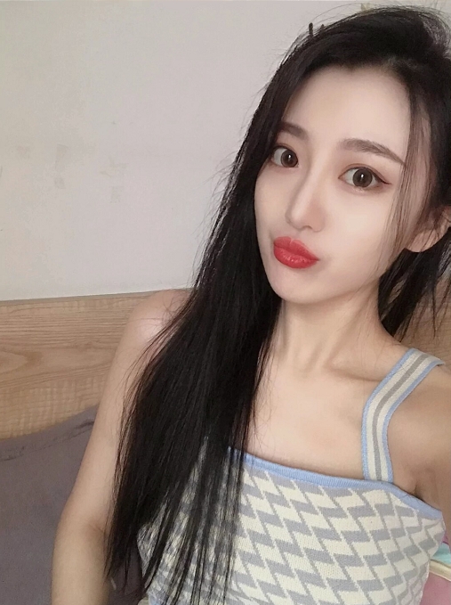 倩倩的第一张照片--松溪婚介网