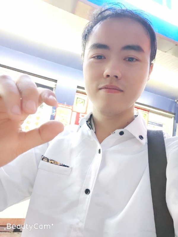 开心就好的第一张照片--松溪婚介网