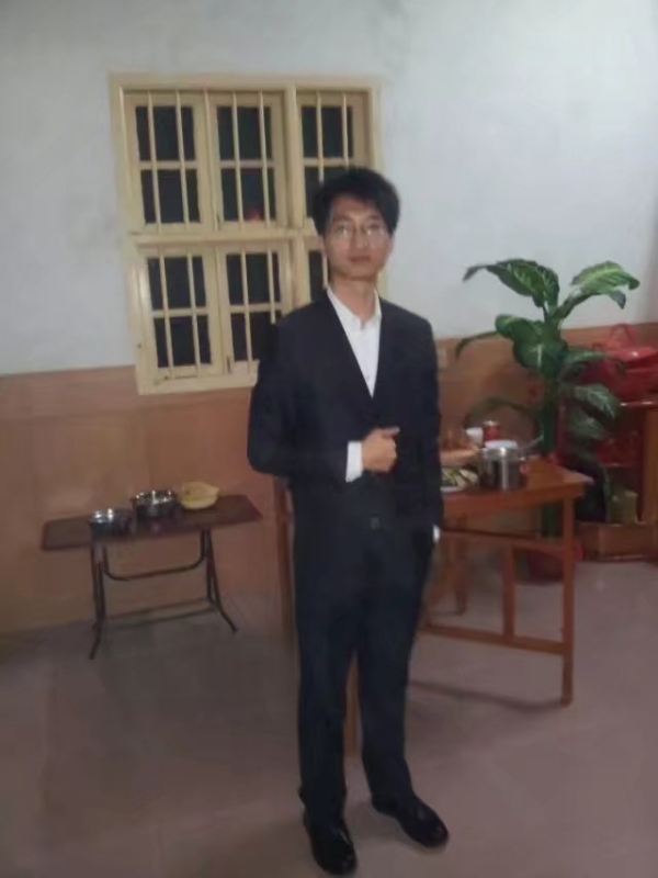 潇湘剑雨的第一张照片--松溪婚介网