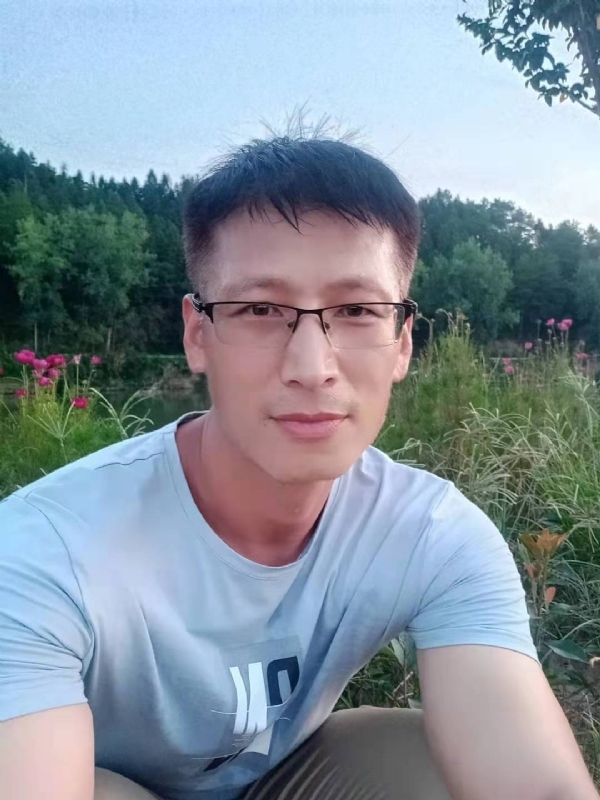 零零柒的第一张照片--松溪婚介网