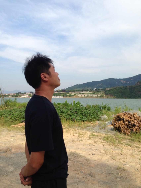雾里看花的第一张照片--松溪婚介网