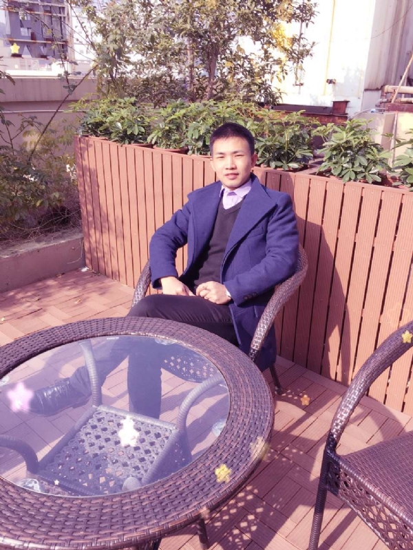 周哥哥的第一张照片--松溪婚介网