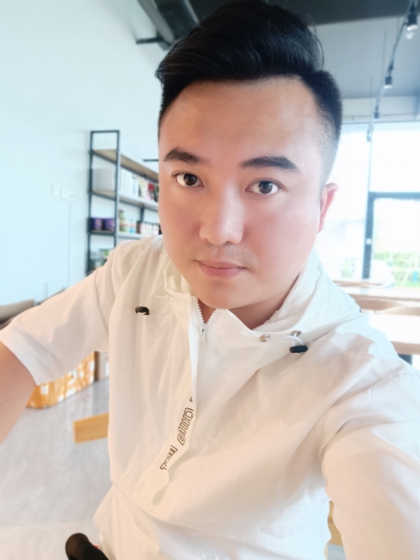 王先生的第一张照片--松溪婚介网