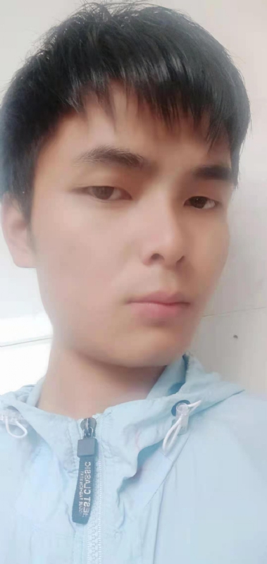 安静的男生的第一张照片--松溪婚介网