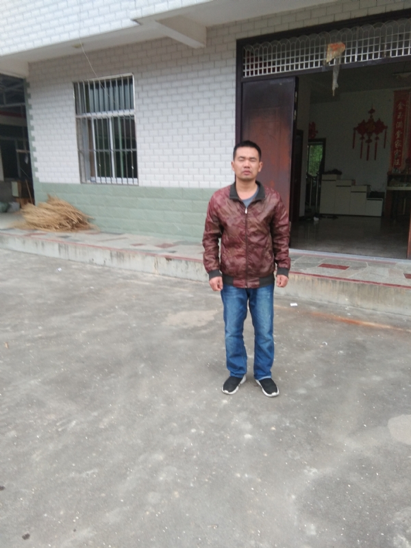 阿泉的第一张照片--松溪婚介网