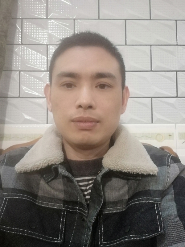 枫叶飘影的第一张照片--松溪婚介网