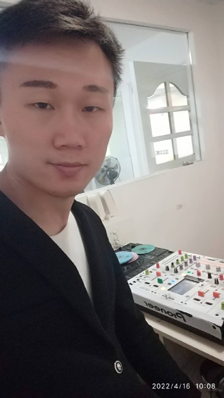 林锋的第三张照片--松溪婚介网