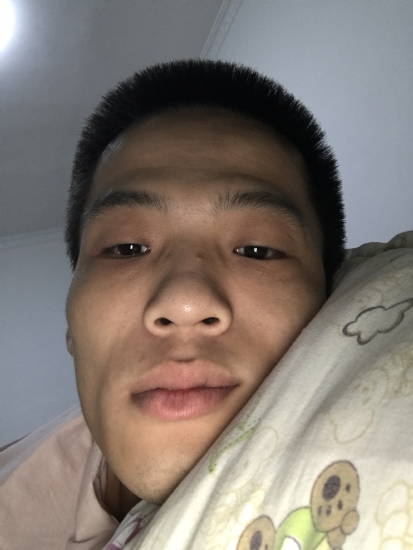 直男的第一张照片--松溪婚介网