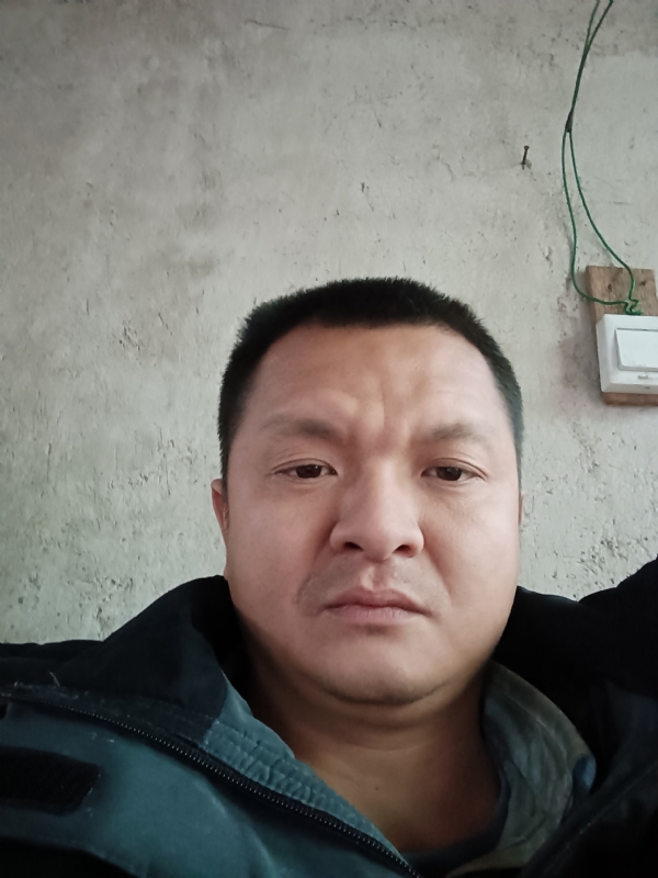 兰成龙的第二张照片--松溪婚介网