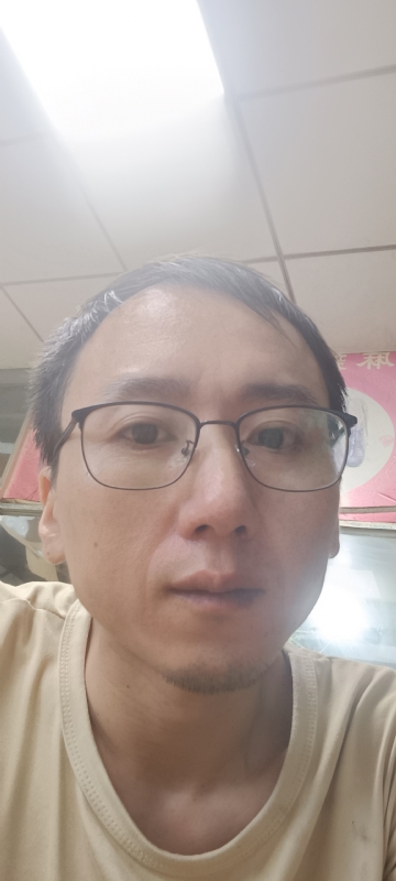 想胖的瘦子的第一张照片--松溪婚介网